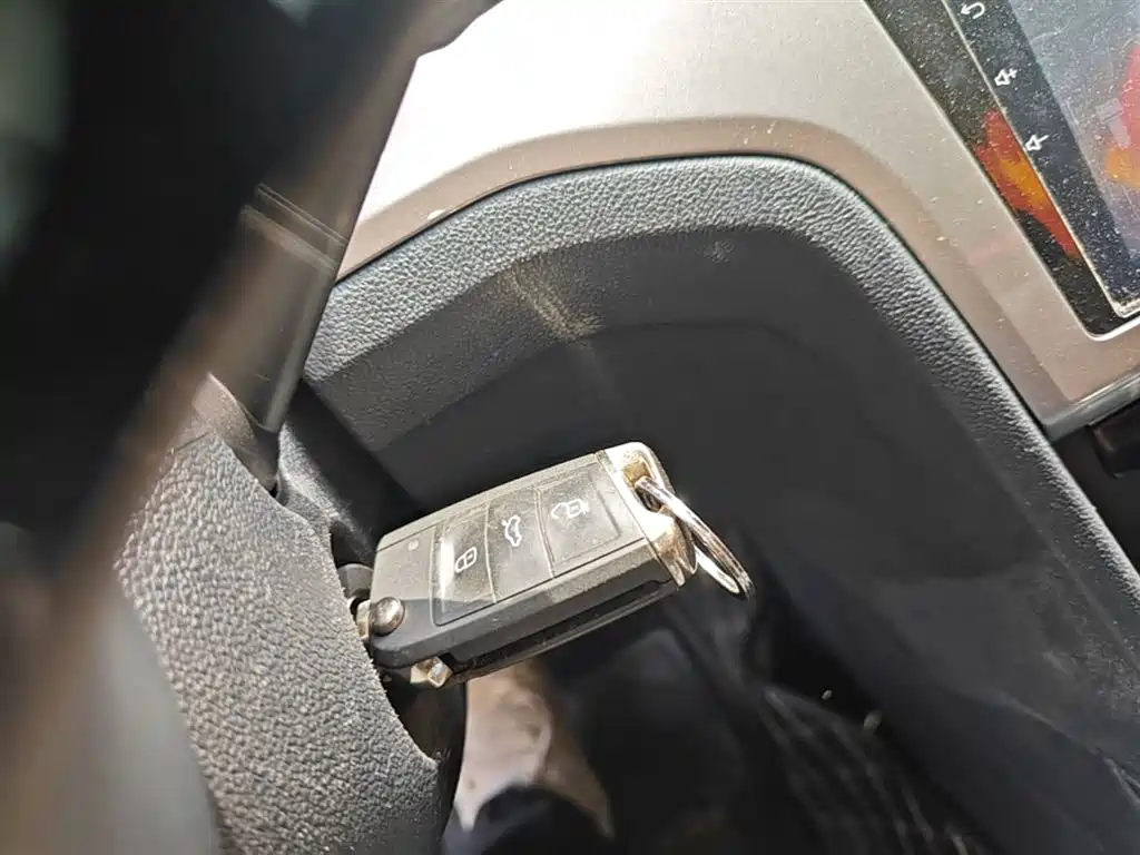 Volkswagen Lamando 2017 230TSI DSG Trend Edition фото 9