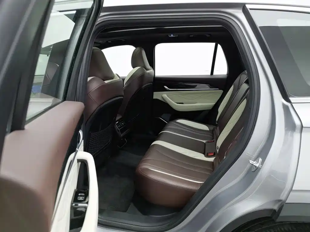 Geely Xingyue L 2021 2.0TD High-Power AWD Premium фото 15