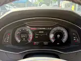 Фото 9 - Audi A7L