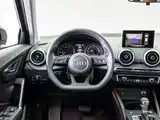 Фото 19 - Audi Q2L
