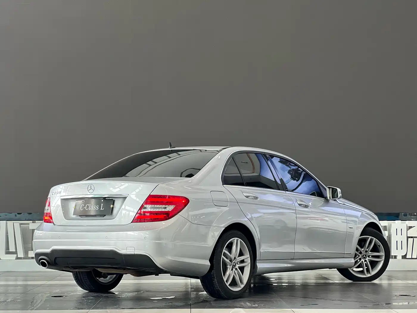 Mercedes-Benz C-Class 2013 C 260 Fashion Grand Edition фото 11