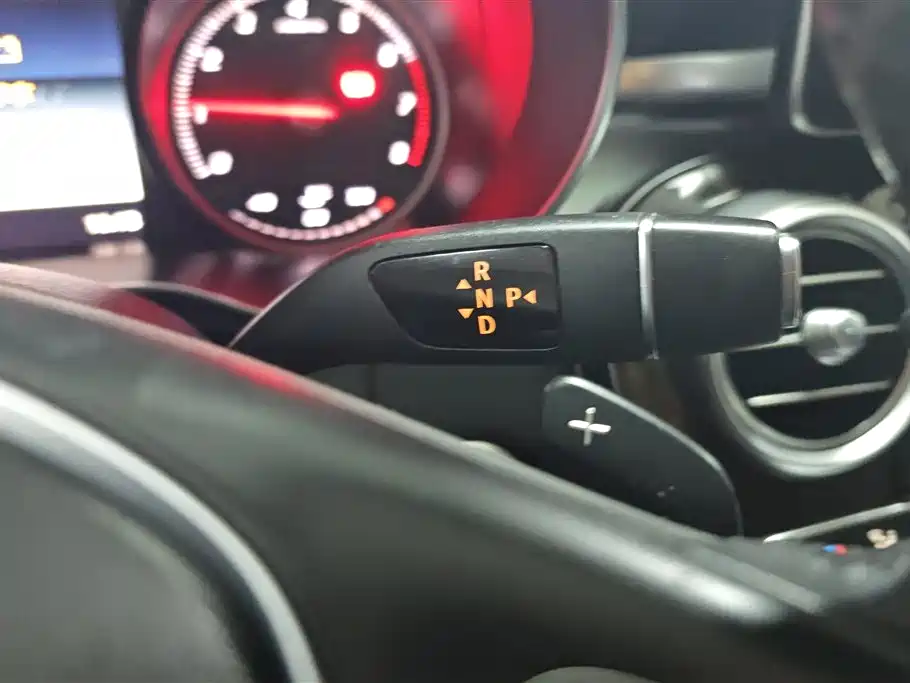 Mercedes-Benz C-Class 2016 C 180 L фото 16