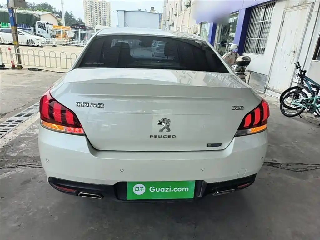 Peugeot 508 2015 1.6THP Auto Excellence Edition фото 6