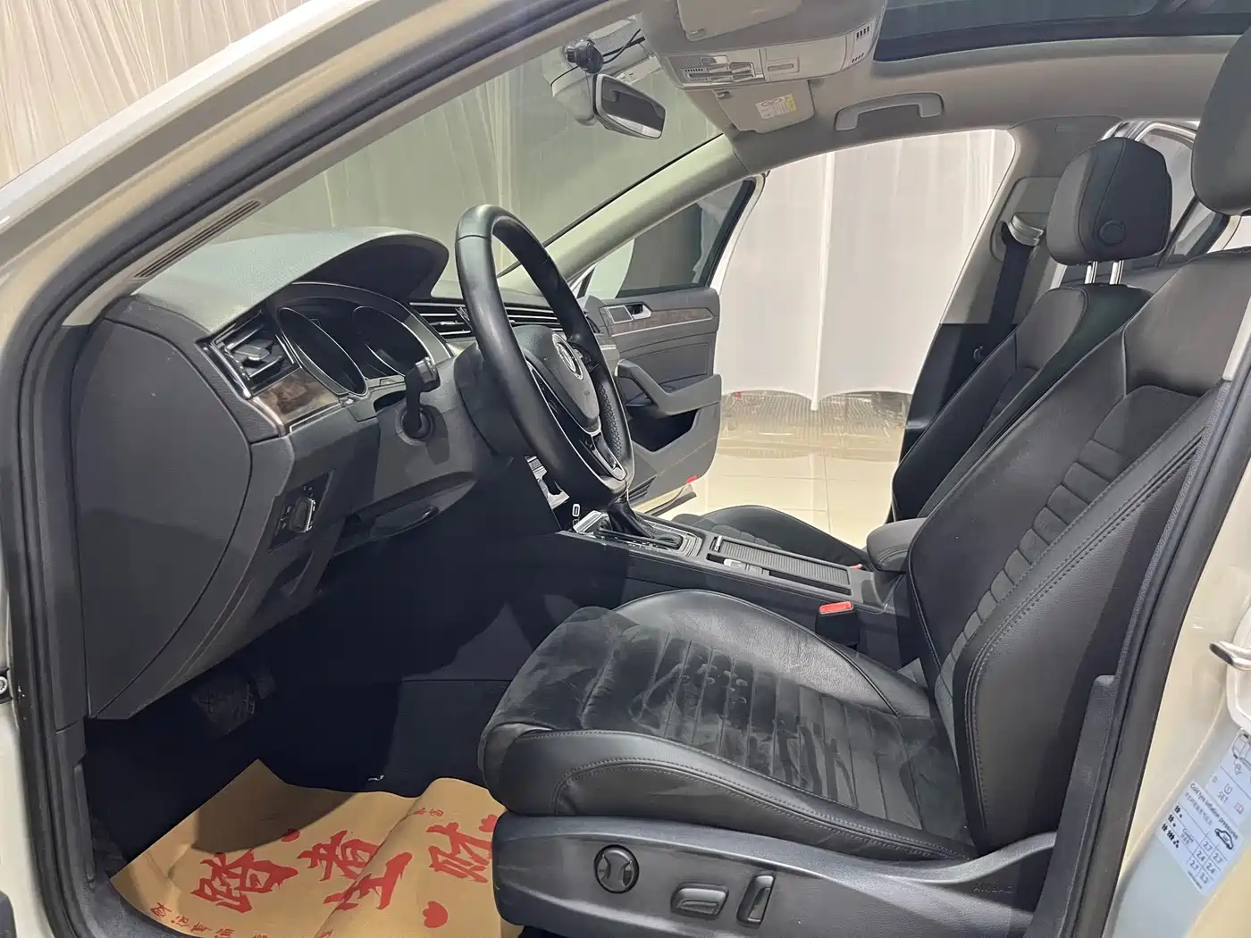 Volkswagen Magotan 2018 380TSI DSG Luxury фото 9