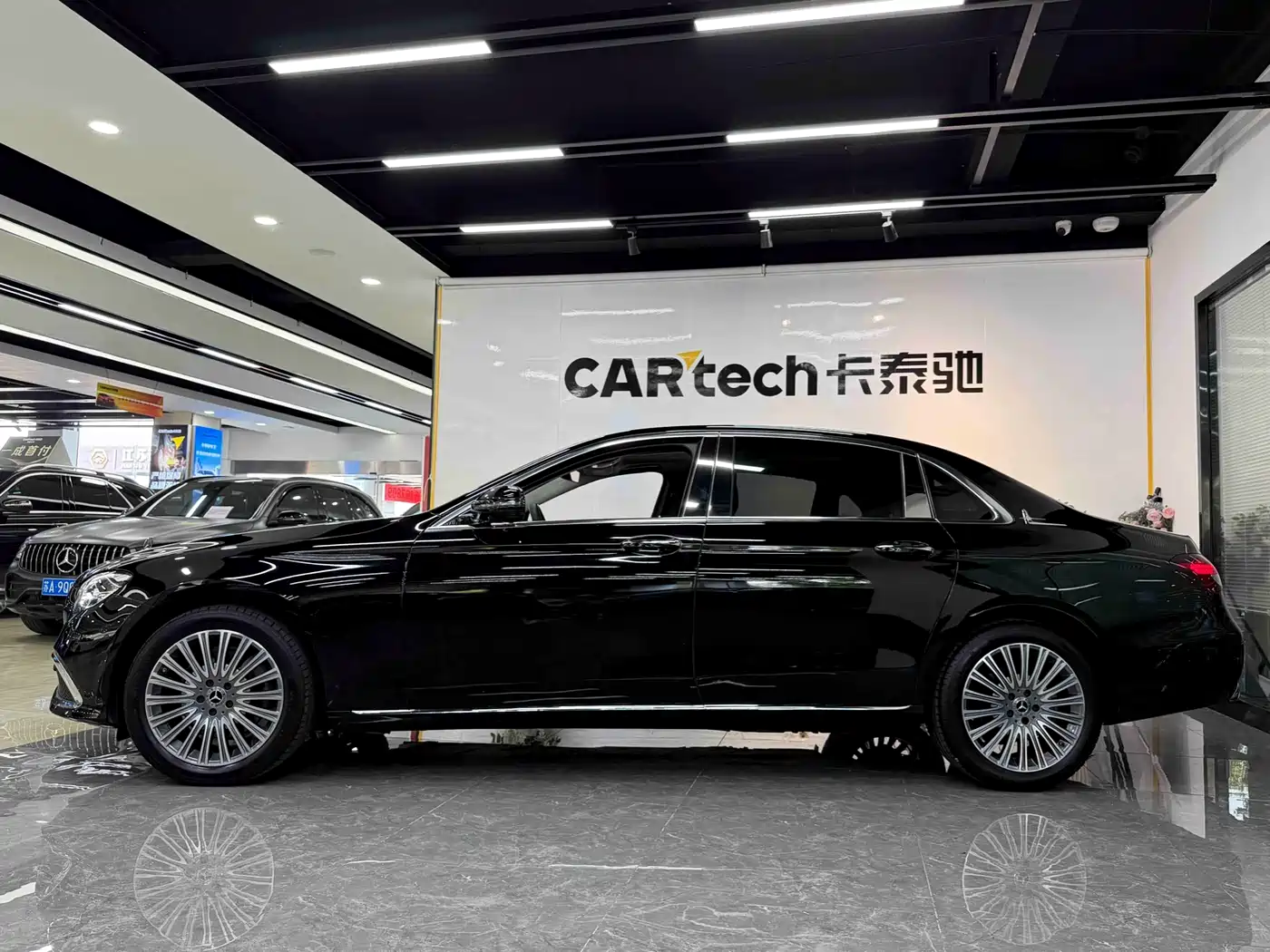 Mercedes-Benz E-Class 2021 E 300 L Fashion фото 4