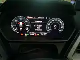 Photo 7 - Audi Q5 e-tron