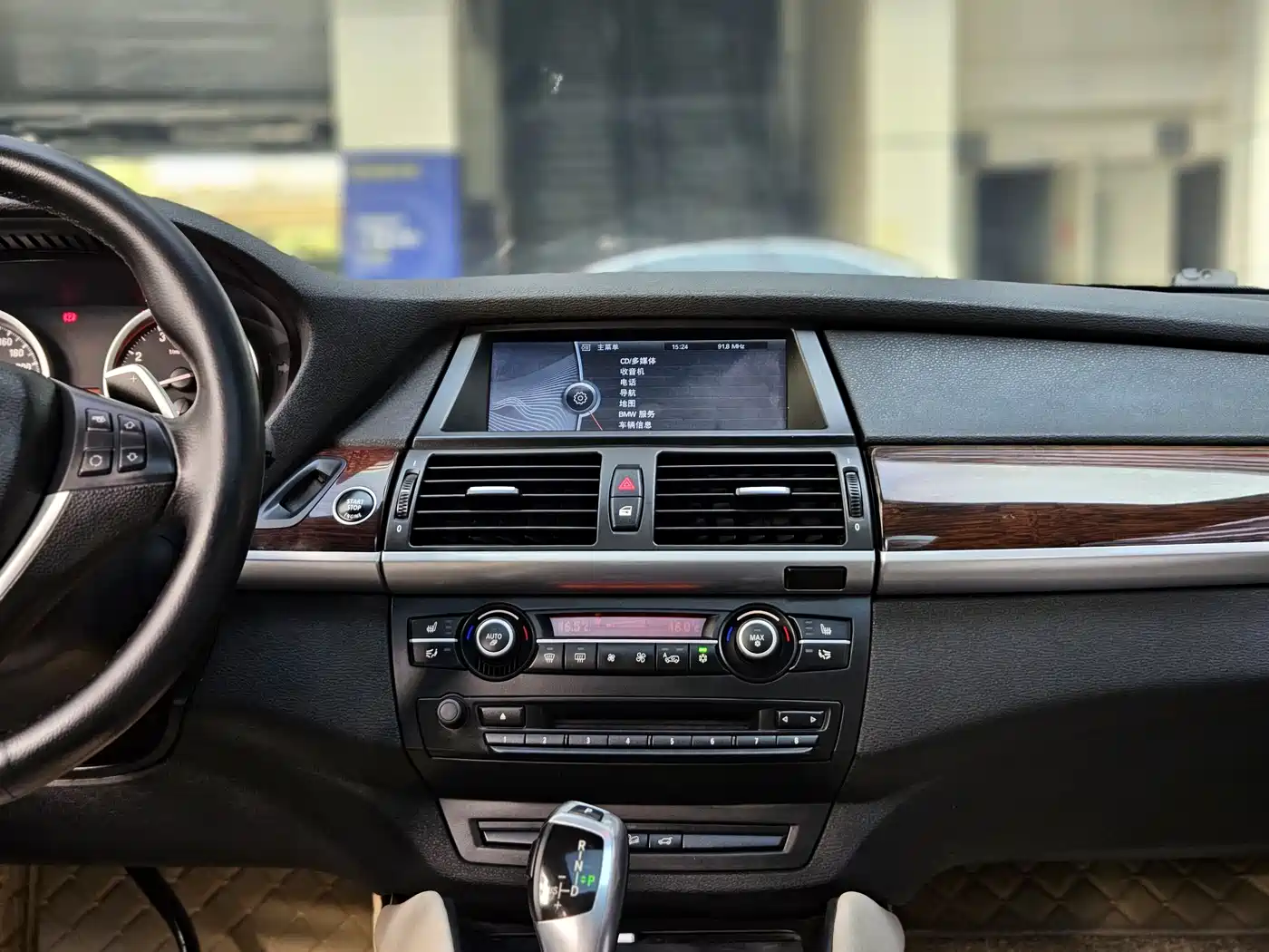BMW X6 2011 xDrive35i фото 16