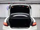 Фото 30 - Mercedes-Benz S-Class