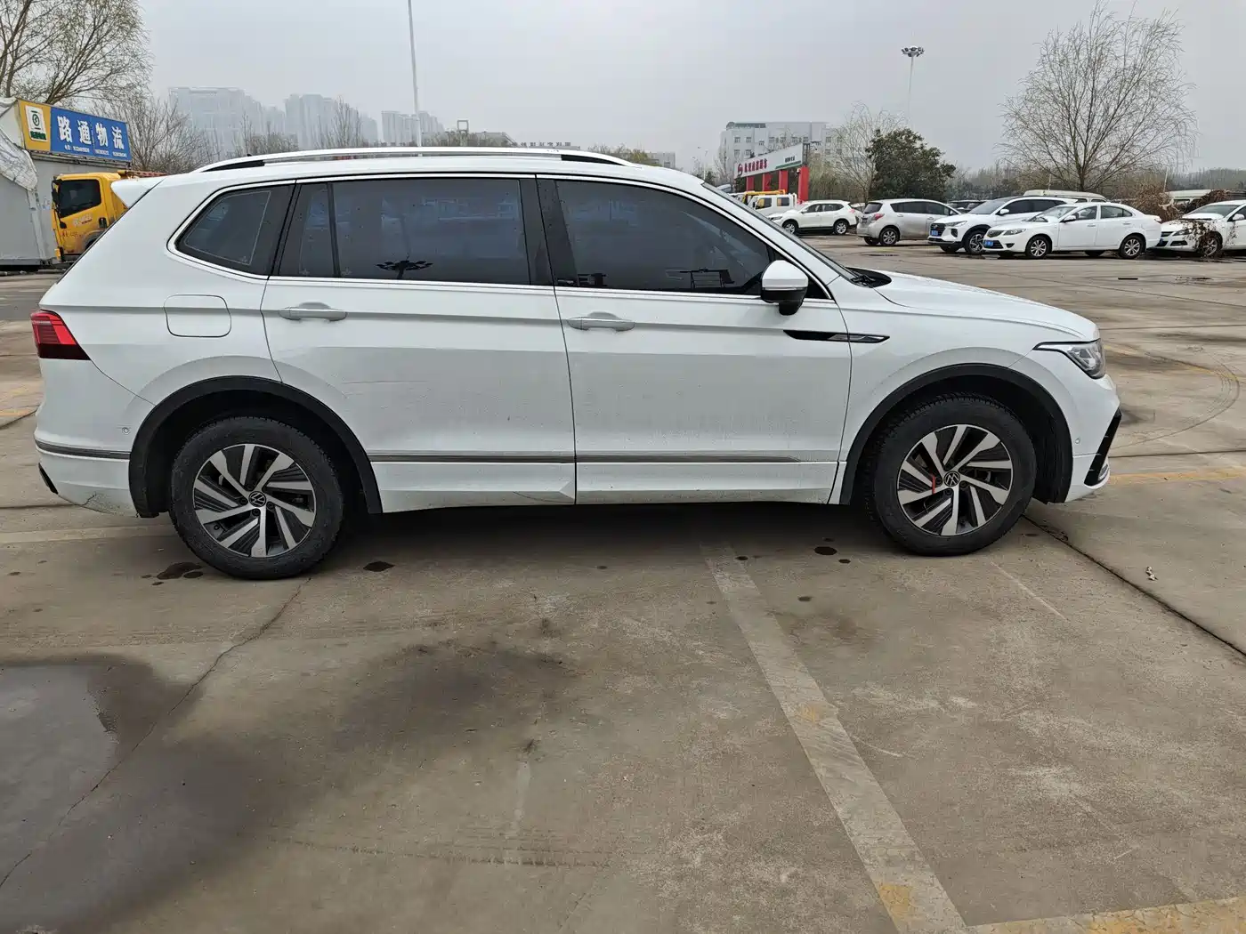 VOLKSWAGEN TIGUAN L NEW ENERGY