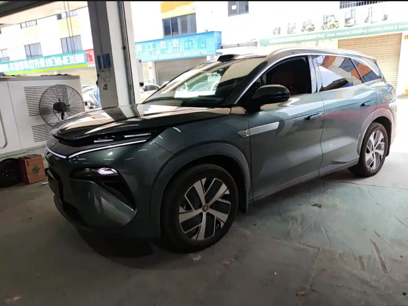 BYD Tang L 2025 Model DM 215KM LiDAR Flagship