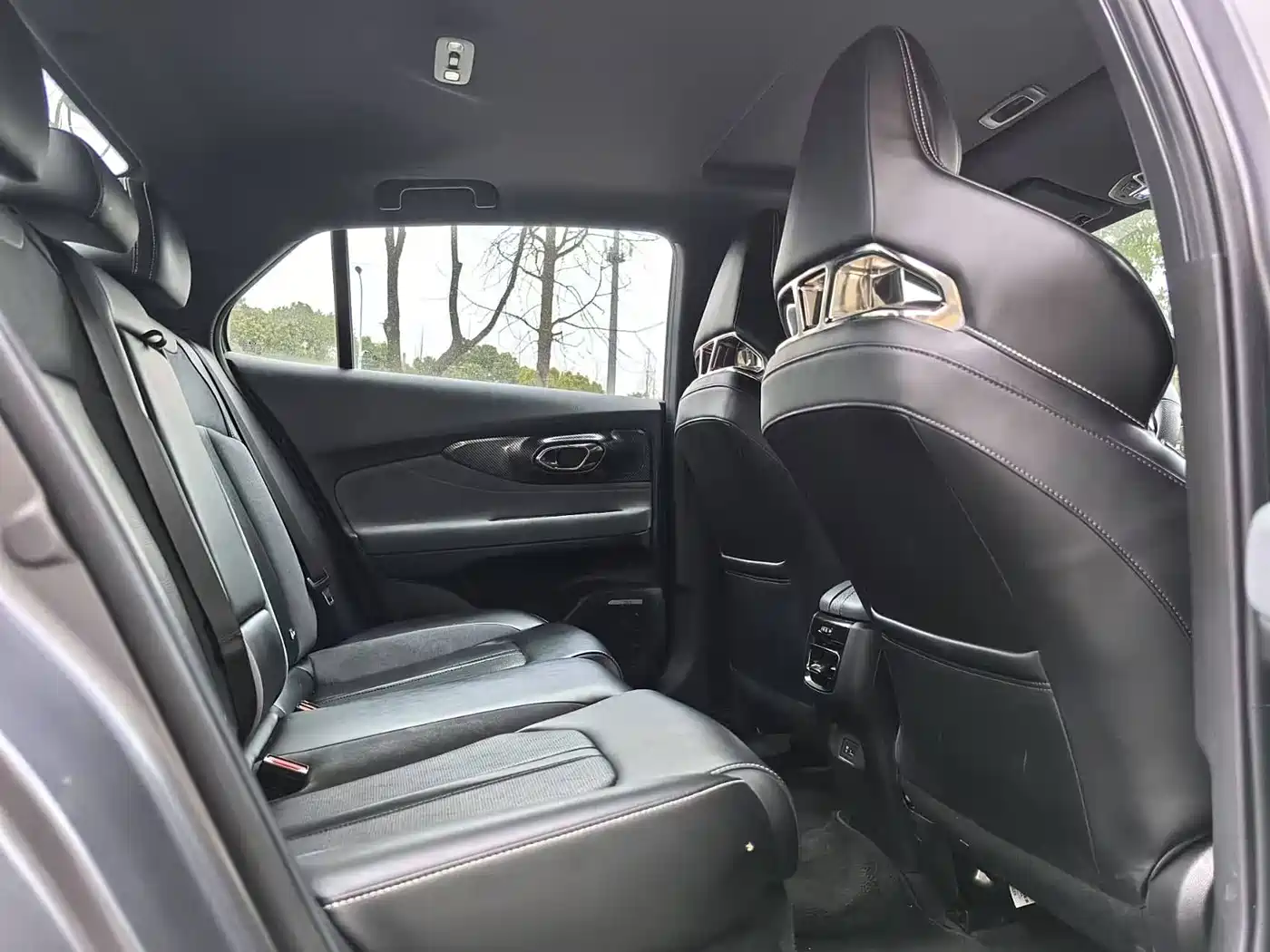 GAC Trumpchi Trumpchi Emkoo 2023 400T Auto R MAX фото 9