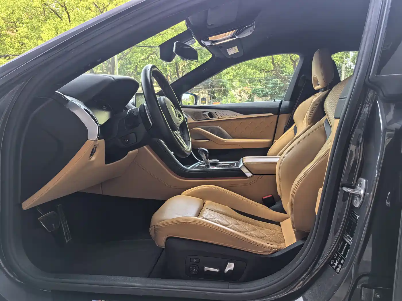 BMW M8 2020 M8 4-Door Coupe Thunder Edition фото 7