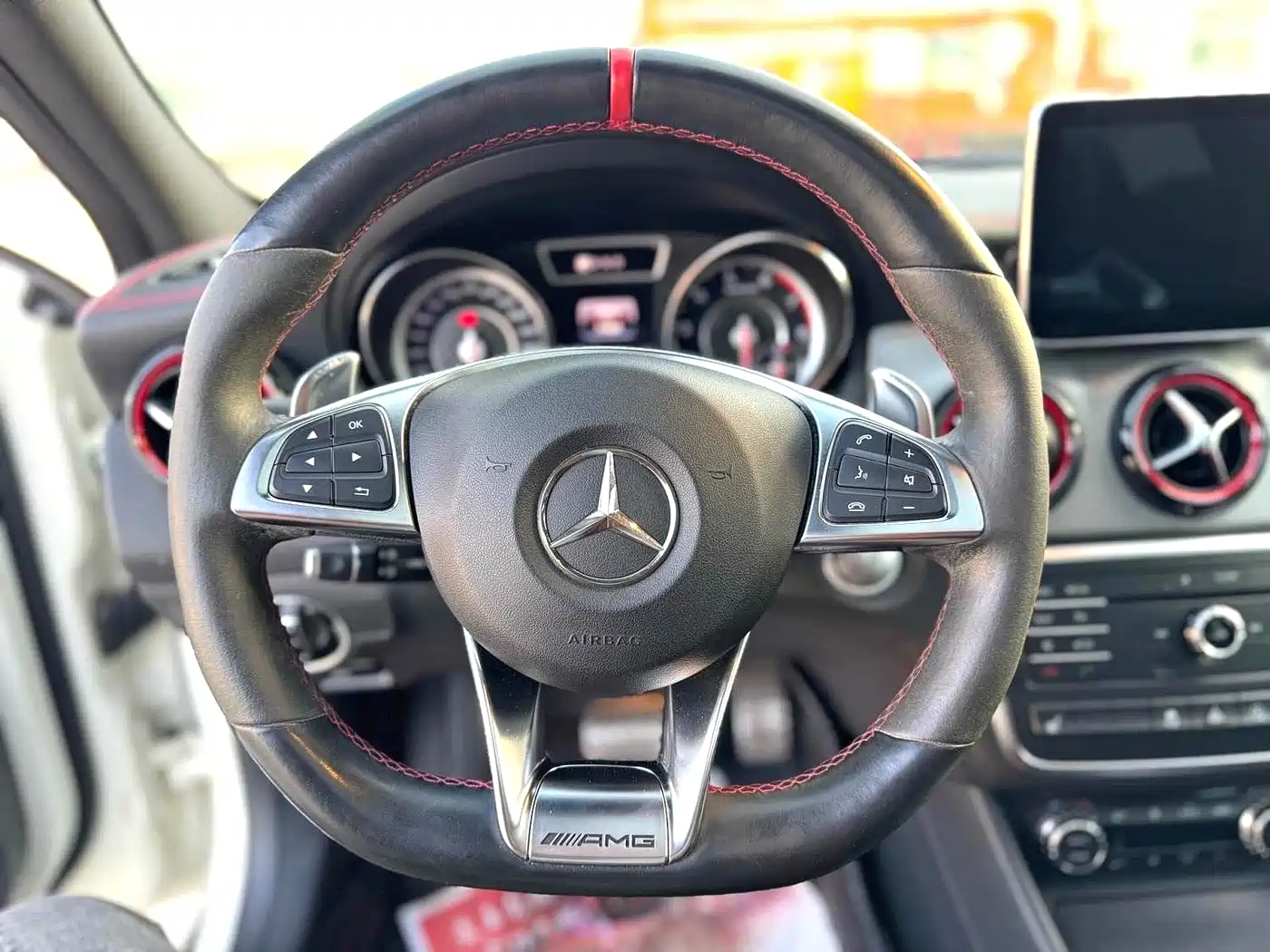 Mercedes-Benz GLA AMG 2015 AMG GLA 45 4MATIC фото 17