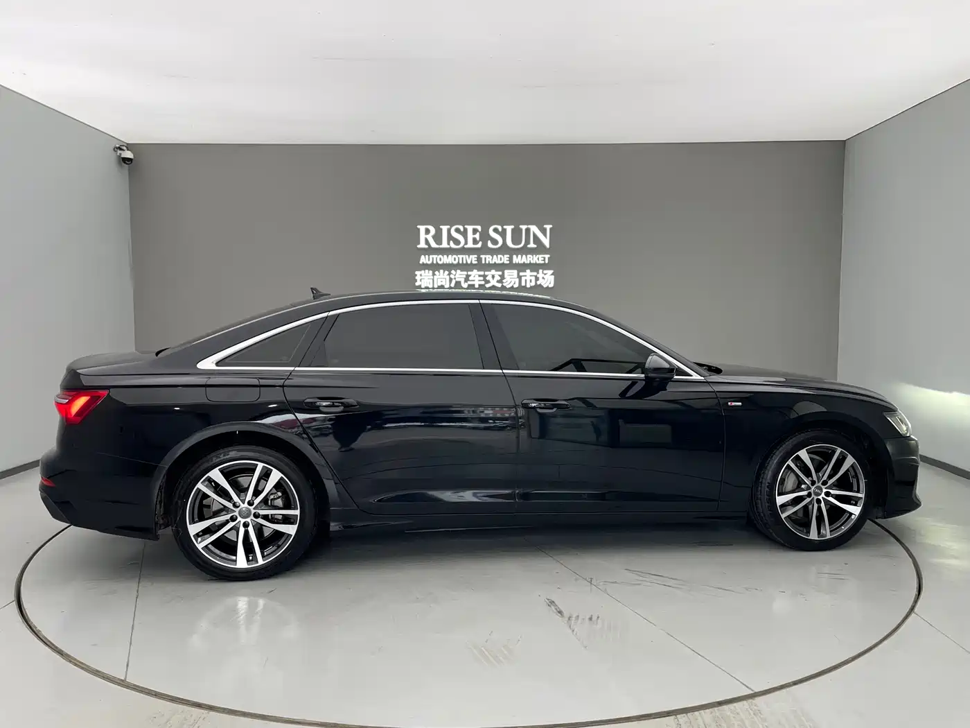 Audi A6L 2020 40 TFSI Luxury Dynamic фото 11