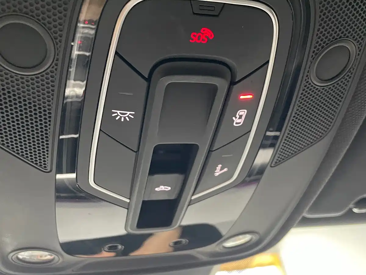 Audi A6L 2020 40 TFSI Luxury Dynamic фото 30