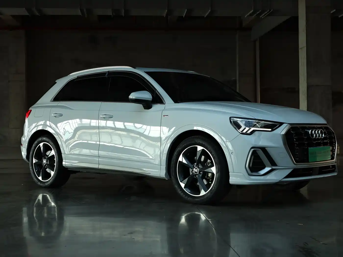 Audi Q3 2022 35 TFSI Fashion Dynamic фото 3