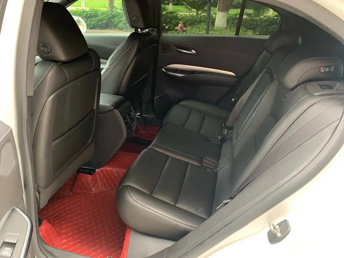 Cadillac XT4 2020 28T FWD Leading Trim фото 5