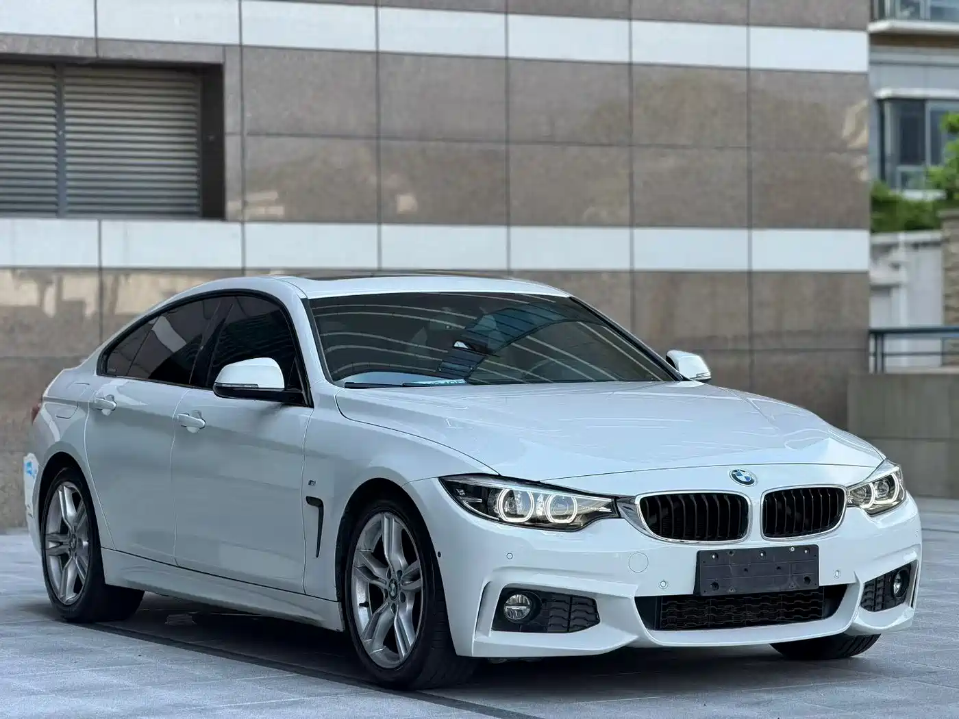 BMW 4 Series 2017 425i Gran Coupe Premium M Sport Package фото 2