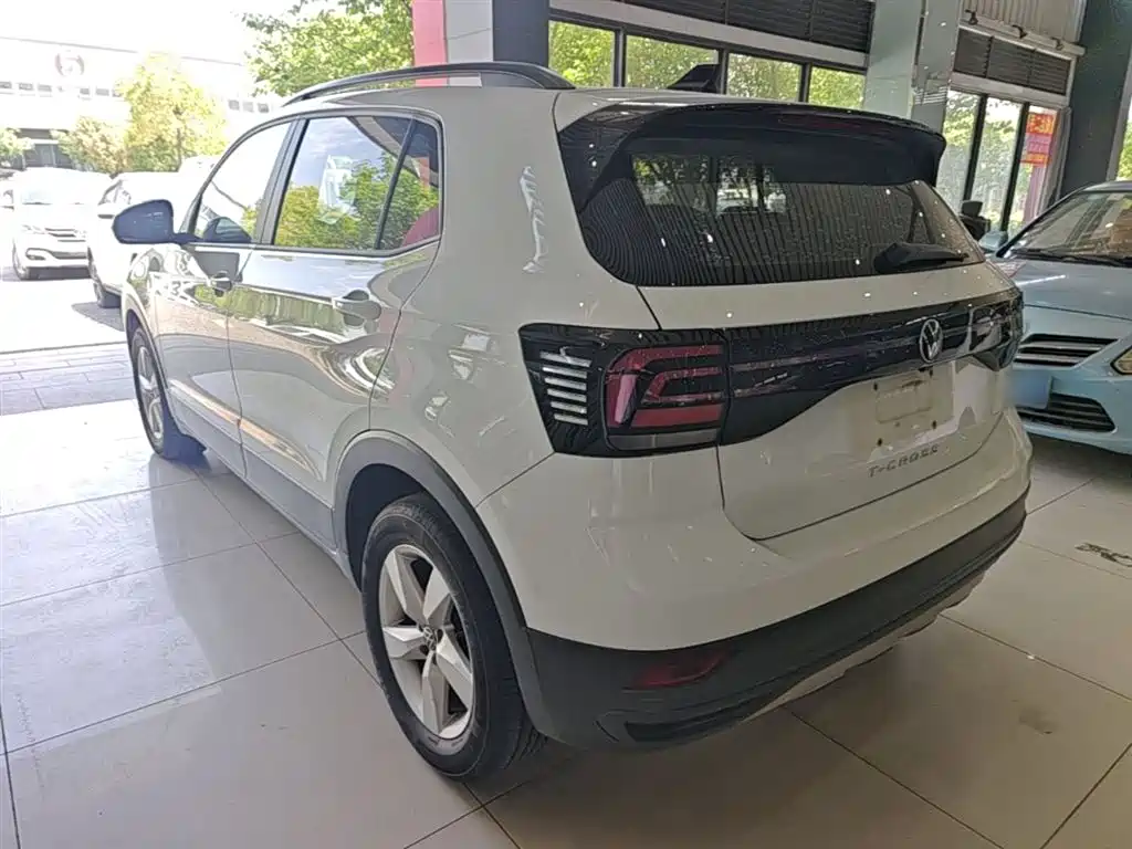VOLKSWAGEN TU KAI