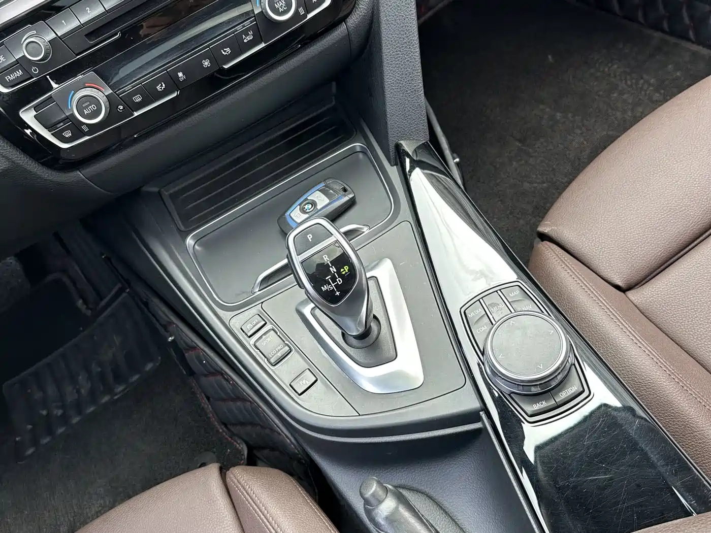 BMW 3 Series 2019 320Li M Luxury Package фото 21