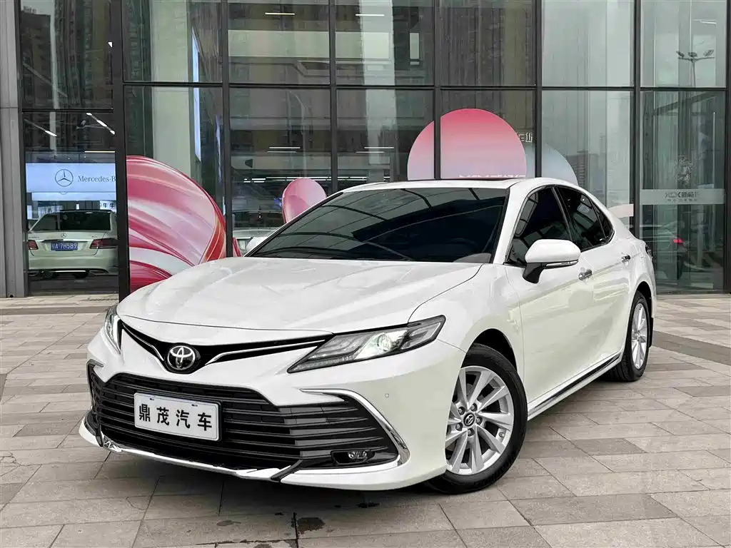 Toyota Camry 2023 2.0G Luxury Edition