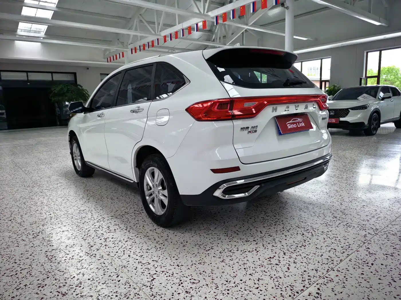 Haval M6 2021 PLUS 1.5T DCT Elite Smart Connect фото 7
