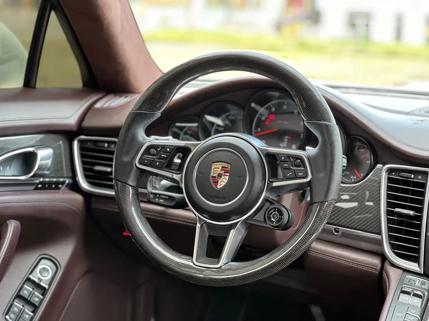 Porsche Panamera 2014 Panamera 3.0T фото 19