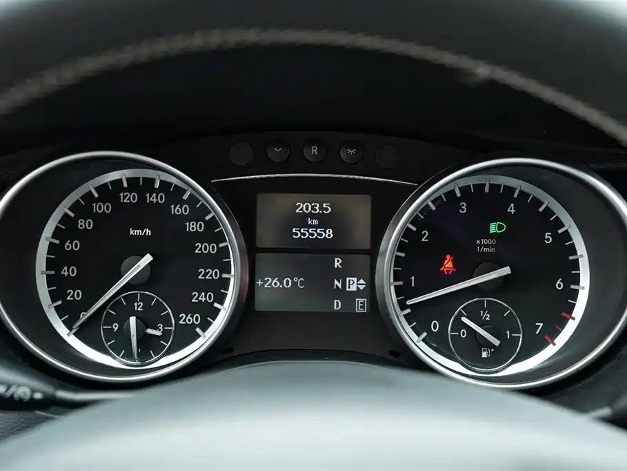 Mercedes-Benz R-Class 2014 R 320 4MATIC Luxury фото 28
