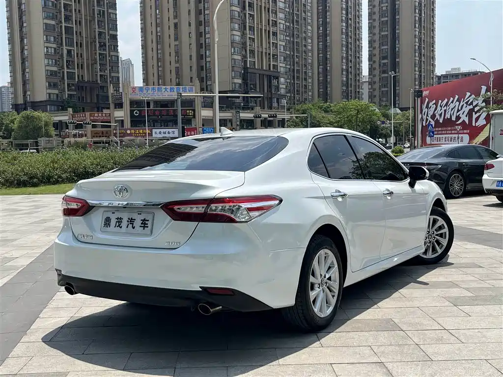 Toyota Camry 2021 2.0G Luxury Edition фото 7