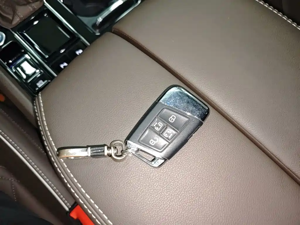 Volkswagen Viloran 2020 2020 380TSI Premium