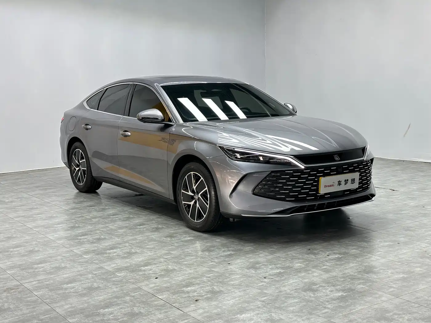 BYD Qin L 2024 DM-i 120KM Superior Edition фото 3