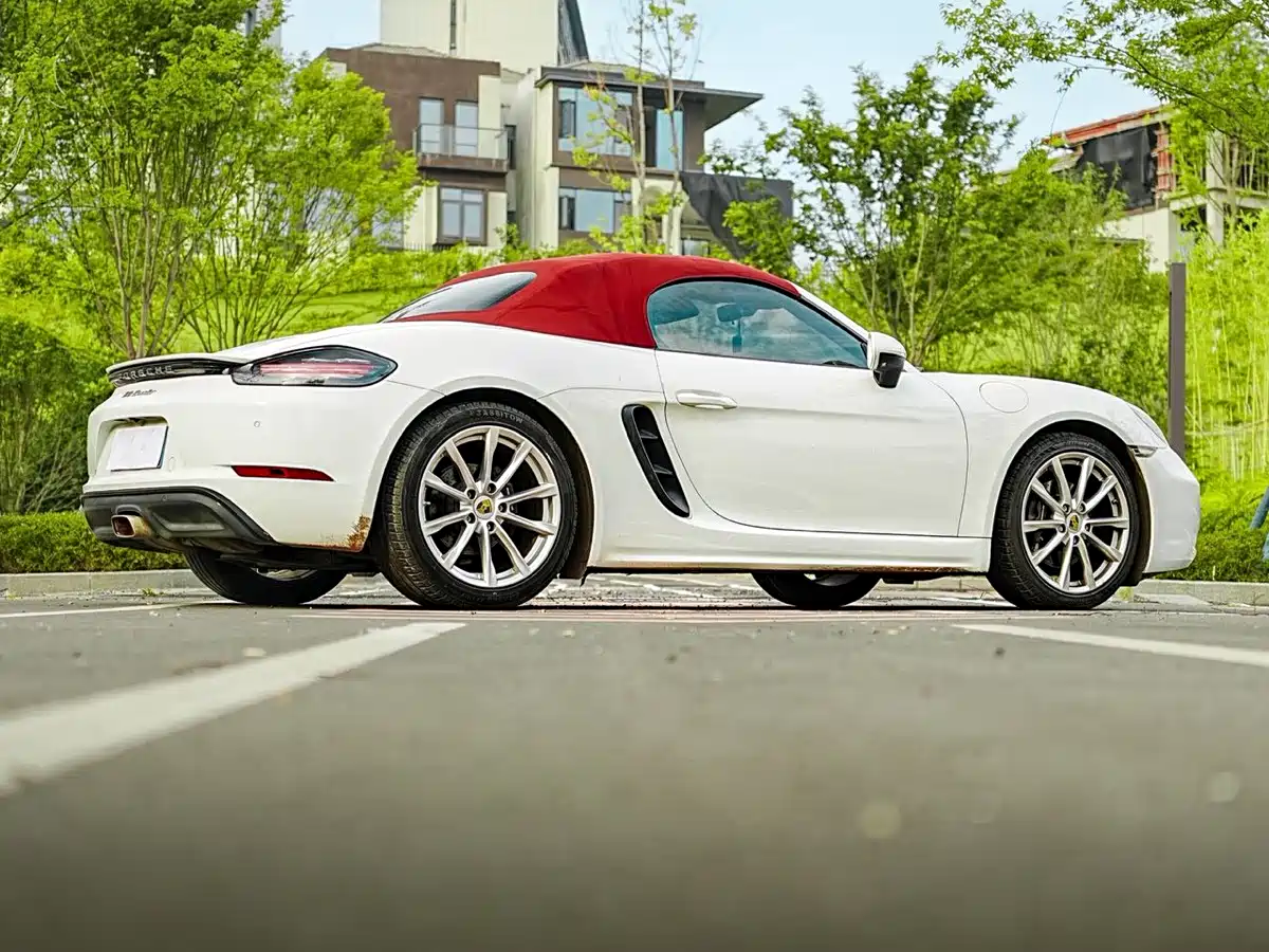 Porsche 718 2022 Boxster 2.0T фото 3