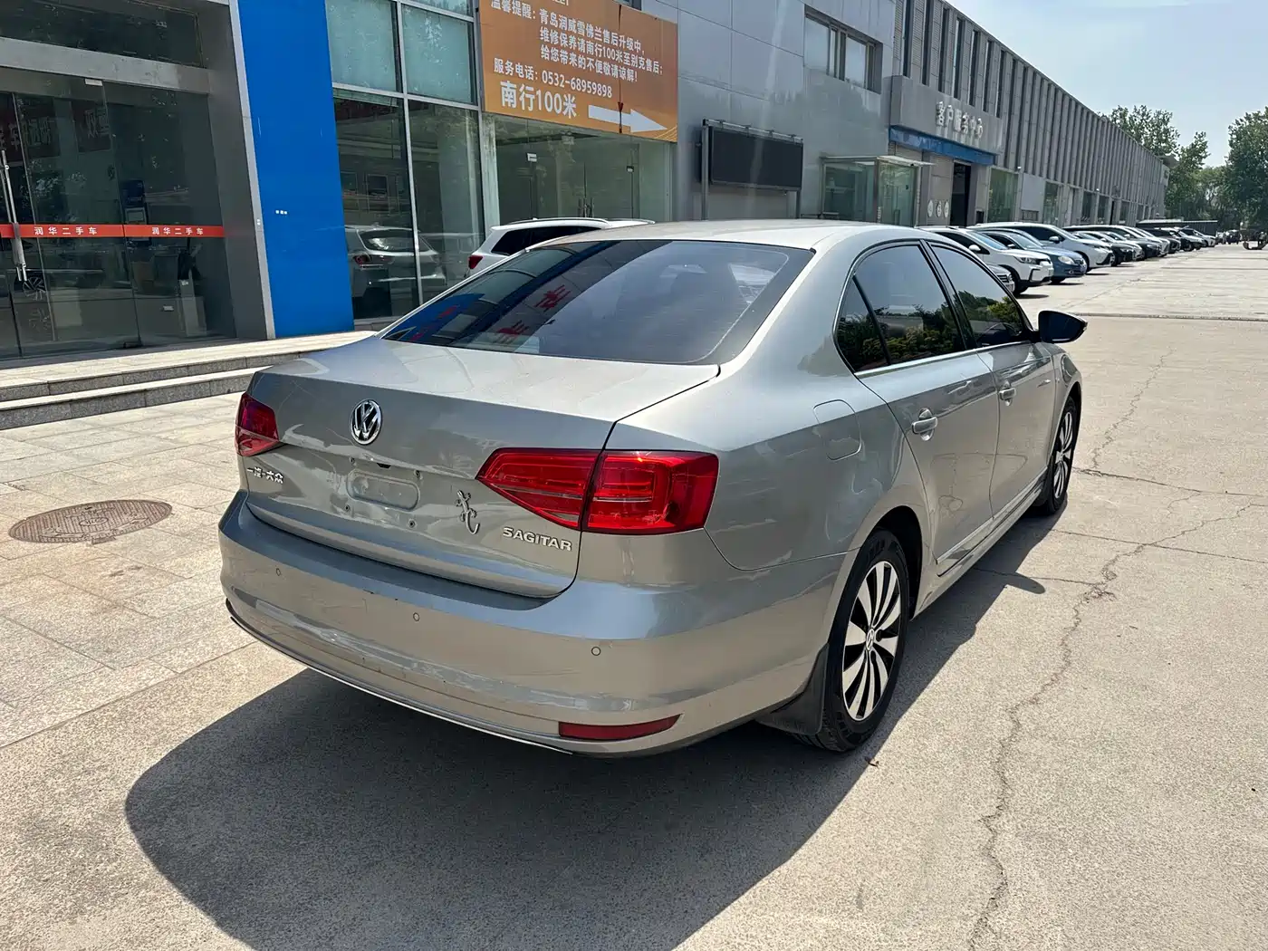 Volkswagen Sagitar 2018 1.6L Automatic Comfort фото 3