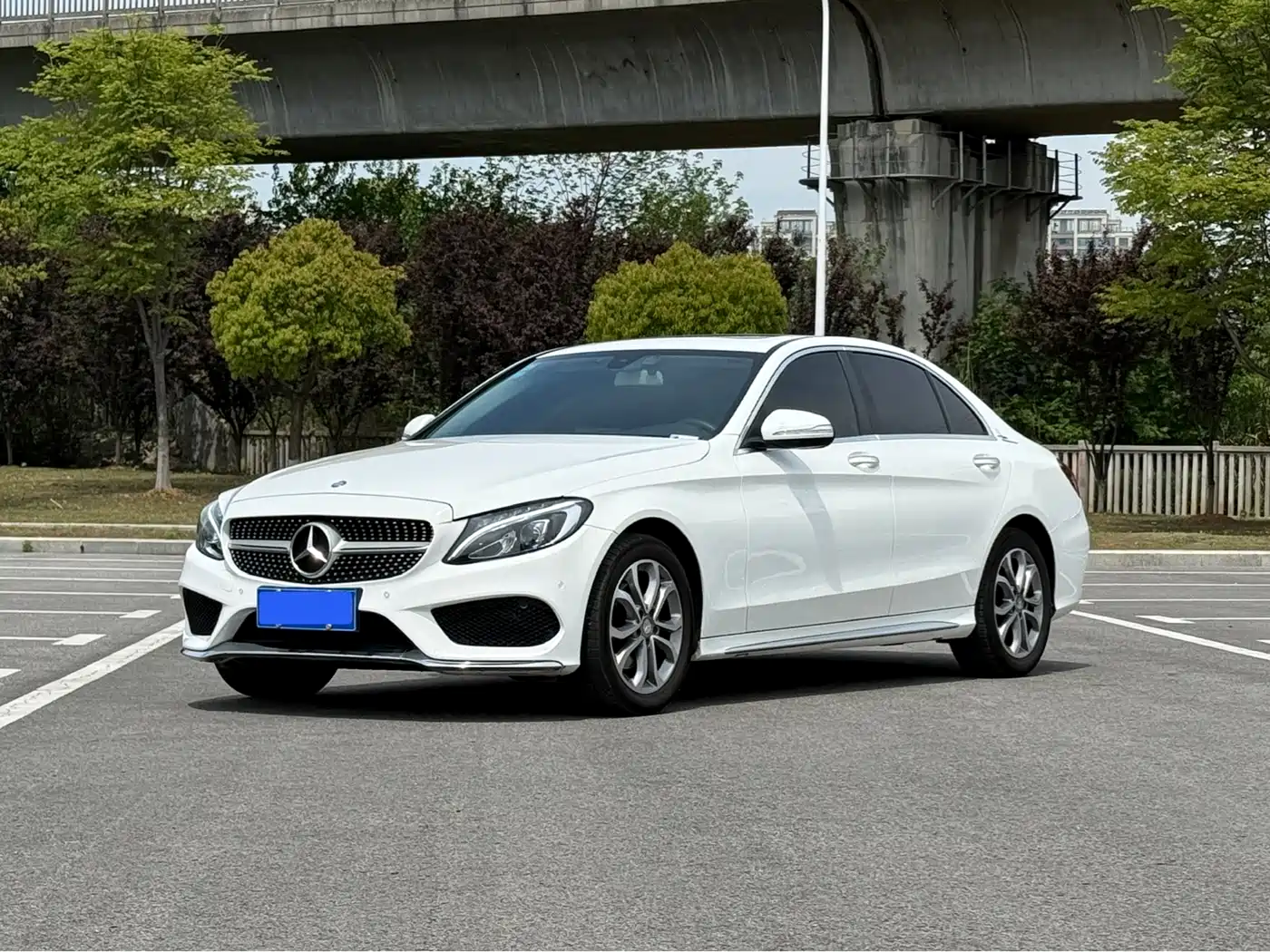 Mercedes-Benz C-Class 2015 Facelift C 180 L Sport