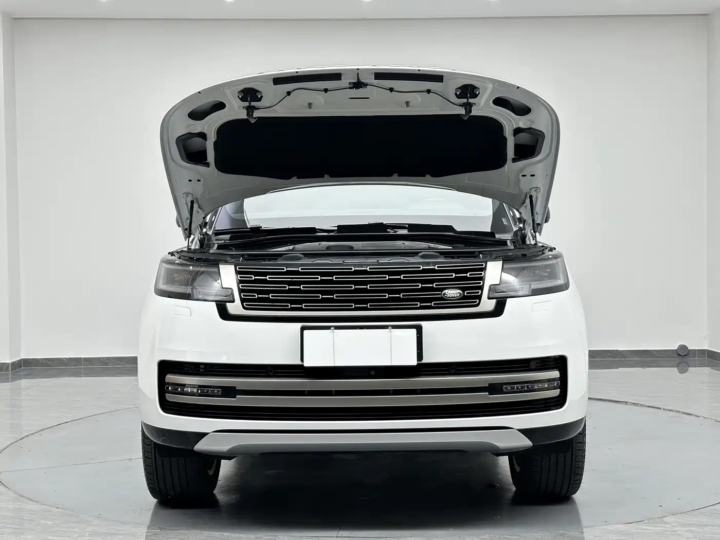 Фото 26 - Land Rover Range Rover