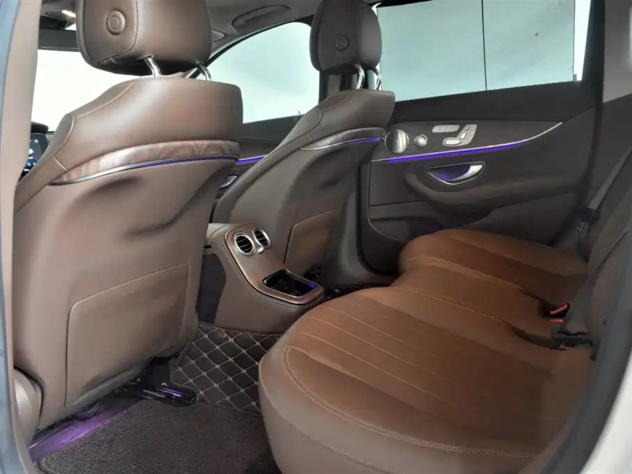 Mercedes-Benz E-Class 2022 E 300 L Luxury фото 10