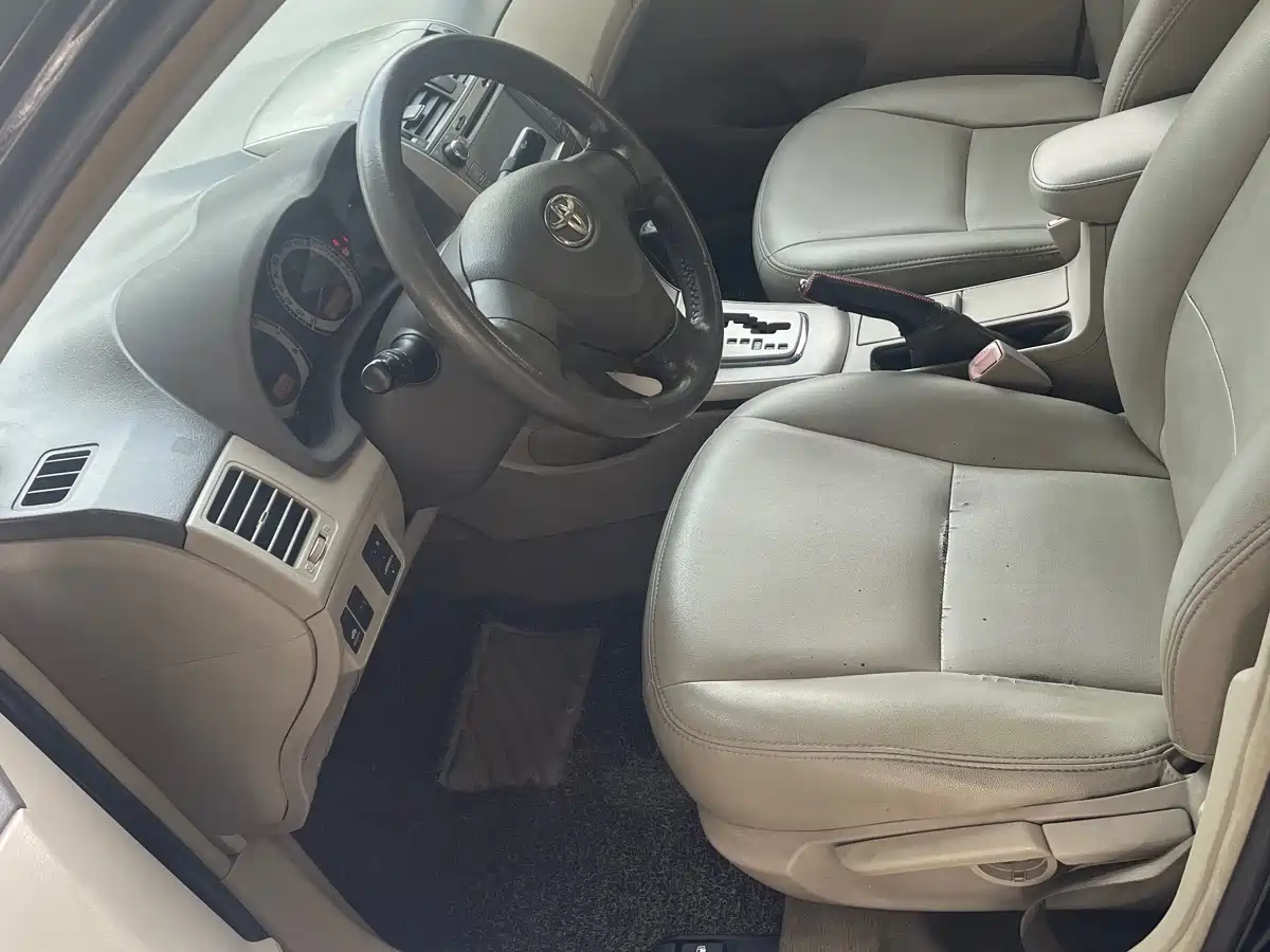 Toyota Corolla 2009 1.8L Automatic GLX-i Special Anniversary Edition фото 4