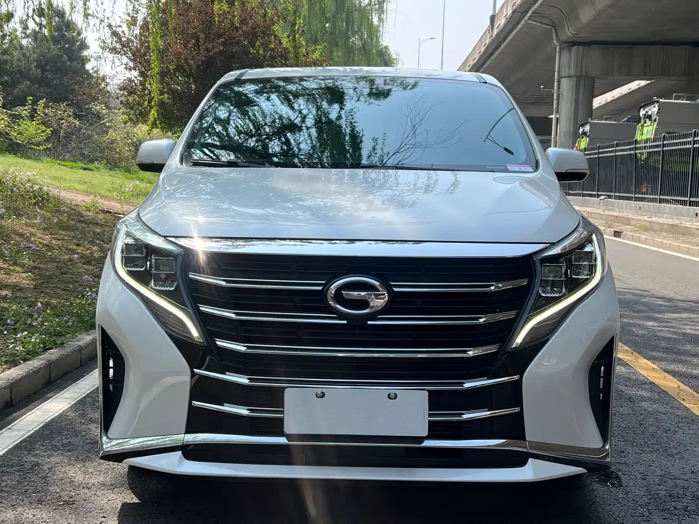 GAC Trumpchi Trumpchi M8 2021 Leading Show Series 390T Premium Edition фото 2