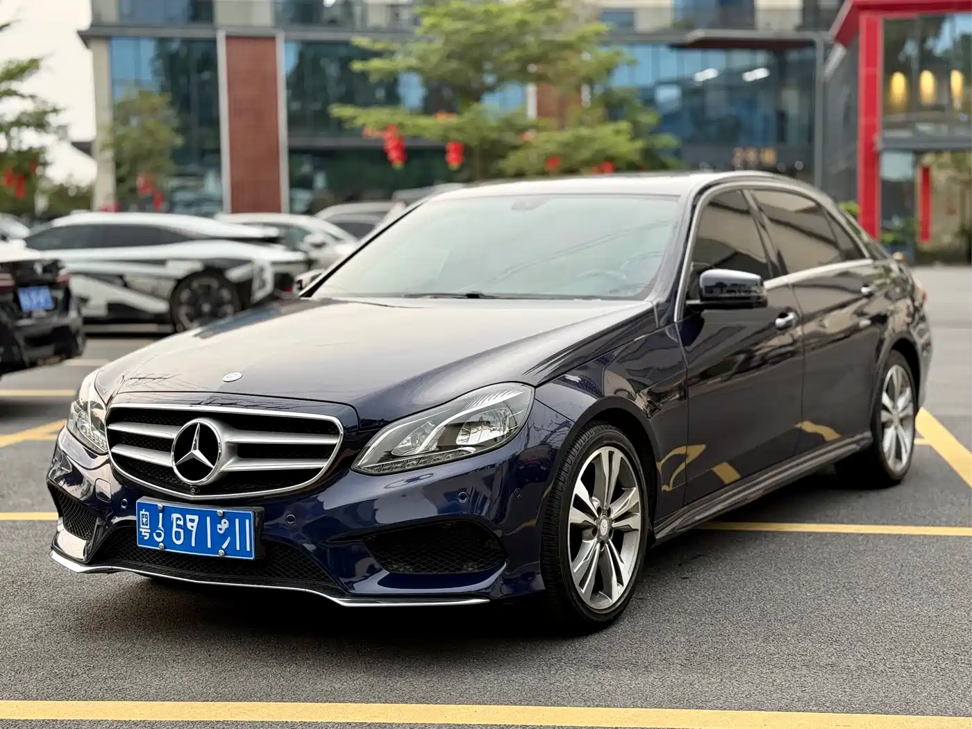Mercedes-Benz E-Class 2015 E 260 L Sport