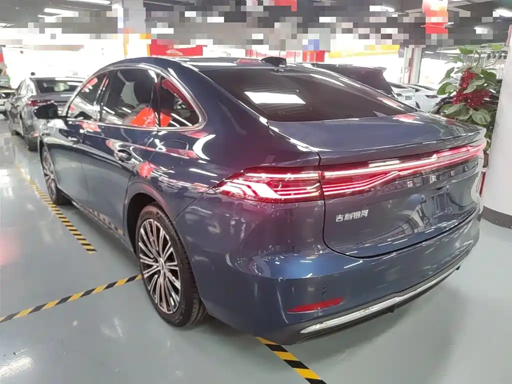 Geely Galaxy Galaxy A7 2025 EM-i фото 5