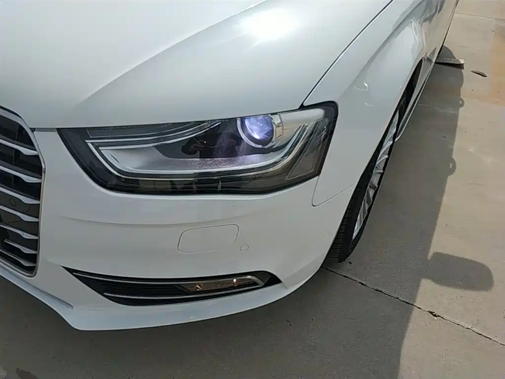 Audi A4L 2016 35 TFSI Collector's Edition Automatic Standard фото 24