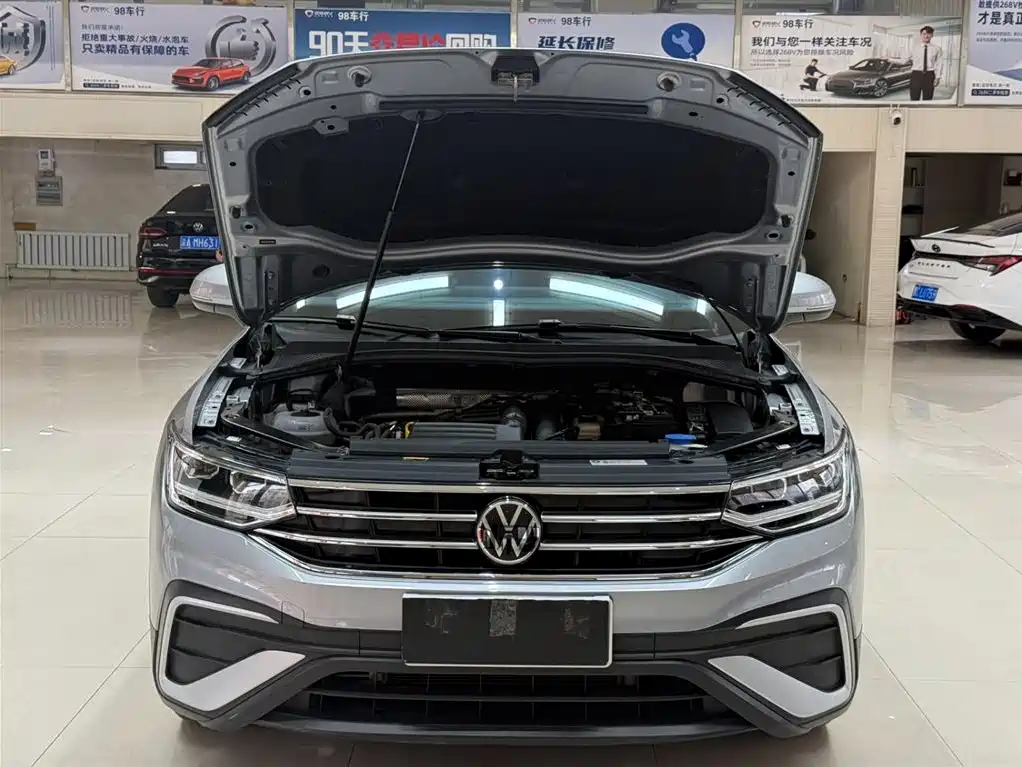 Volkswagen Tiguan L 2023 280TSI 2WD Trend Limited Edition фото 8