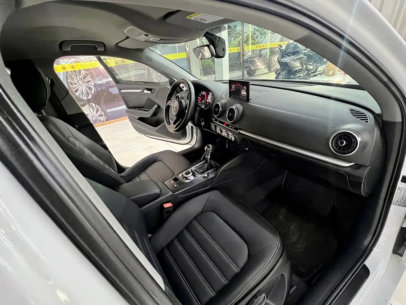 Audi A3 2017 Limousine 35 TFSI Progressive фото 14