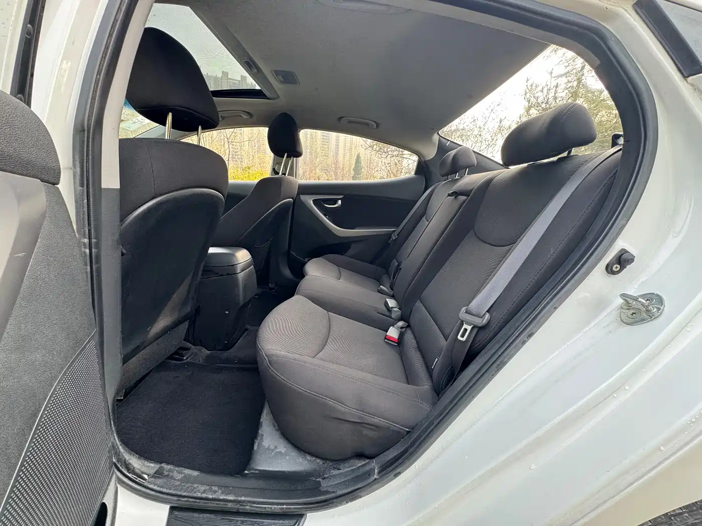 Hyundai Langdong 2015 1.6L Manual Premium фото 6