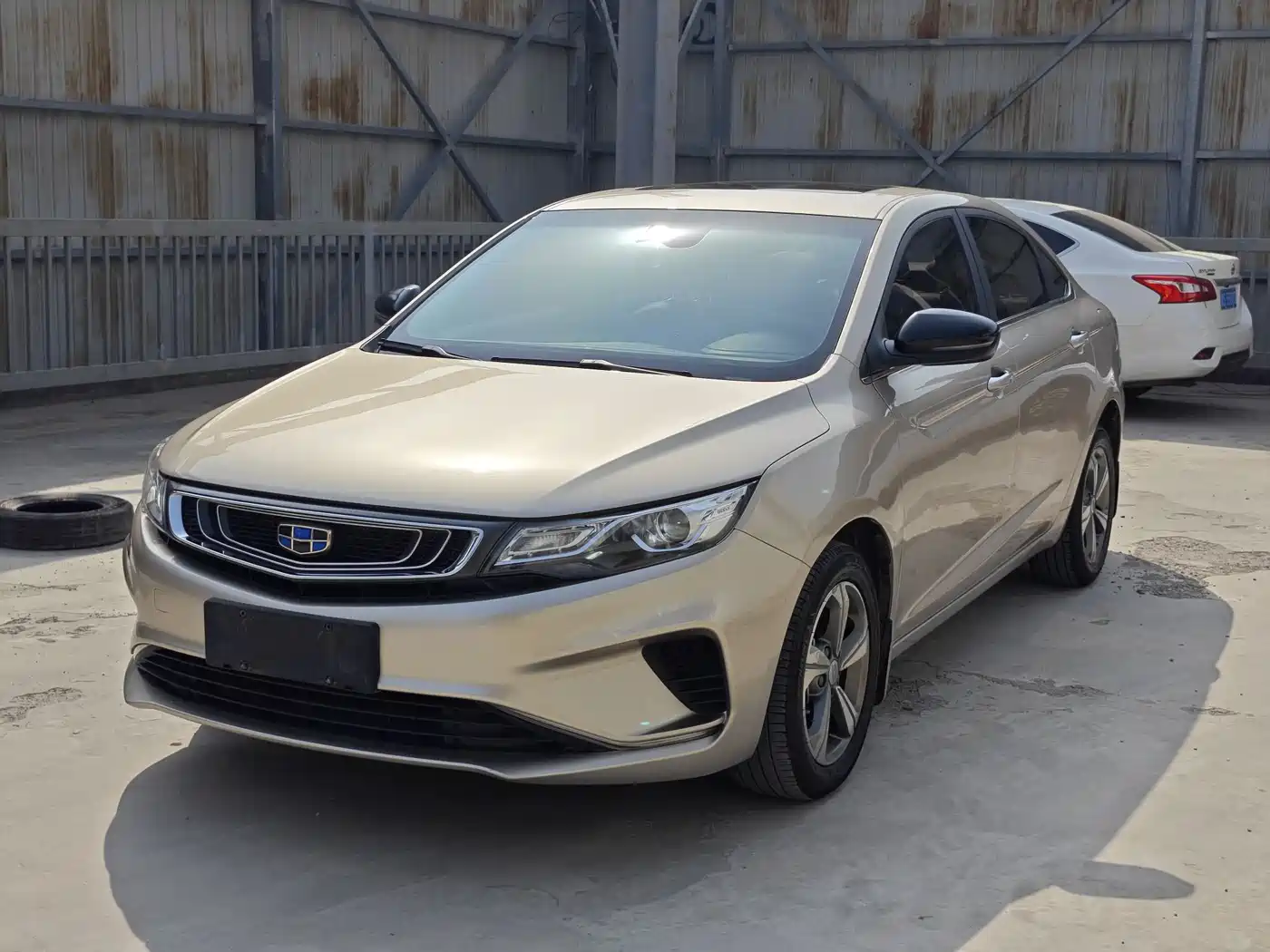 Фото 1 - Geely Emgrand GL