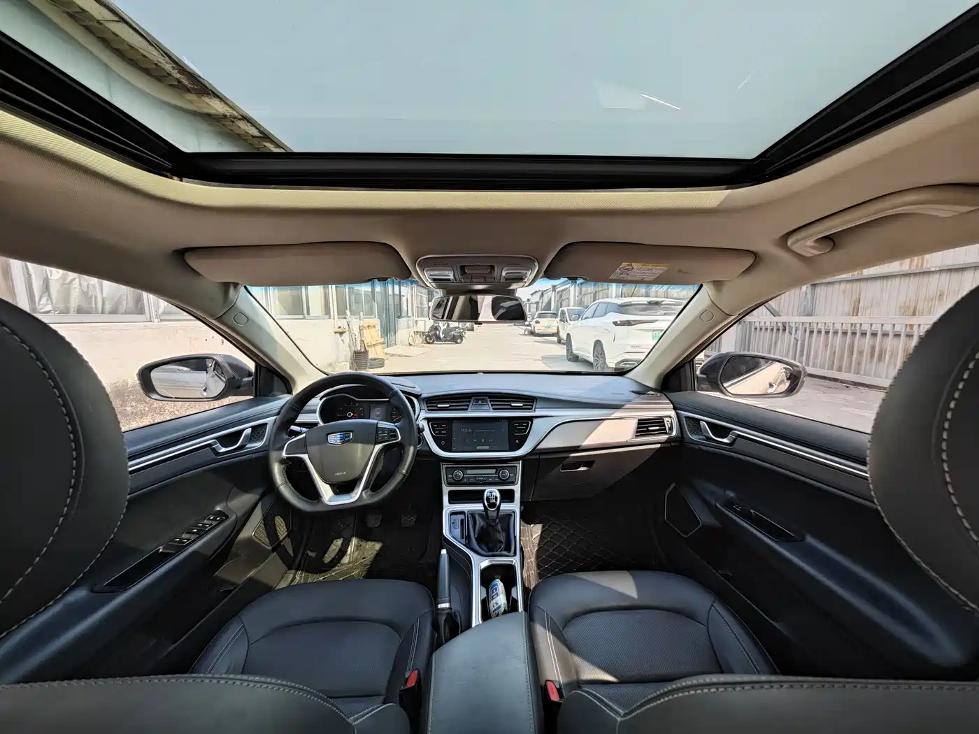 Фото 13 - Geely Emgrand GL