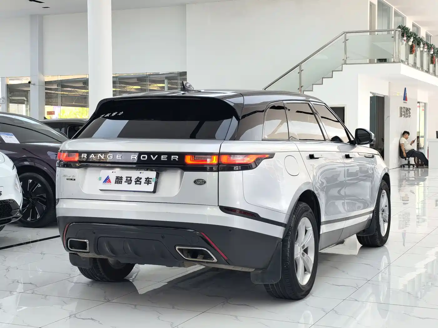Land Rover Range Rover Velar 2018 P300 S фото 16