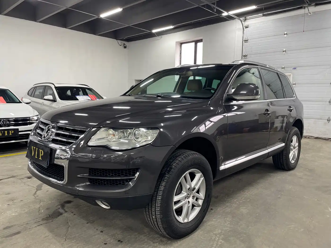 Volkswagen Touareg 2007 3.6L Standard Configuration