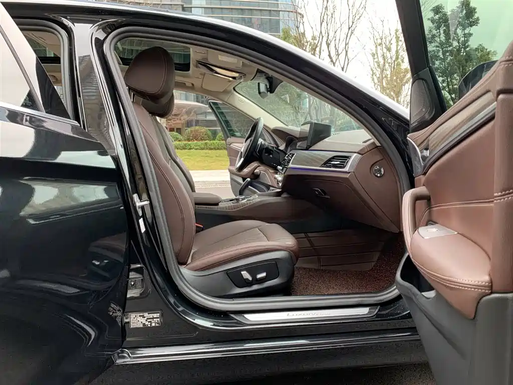 BMW 5 Series 2022 Model Second Facelift 530Li Leading Luxury Package фото 12