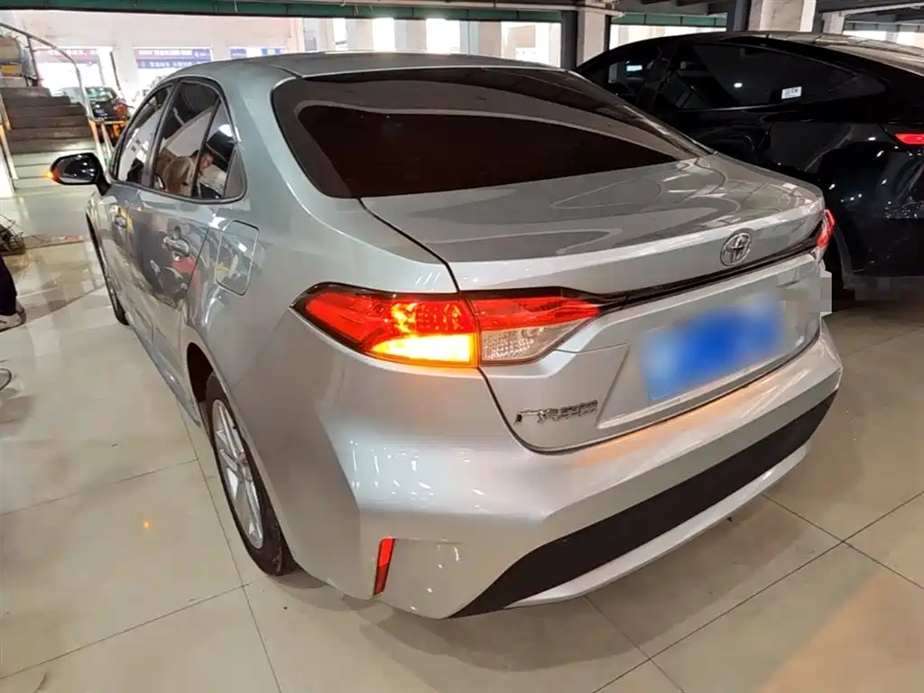 Toyota Levin 2019 185T CVT Entry Edition China VI фото 5